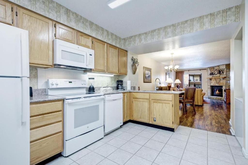 Heart Of Gatlinburg, Sleep 6-8 Apartment Exterior photo